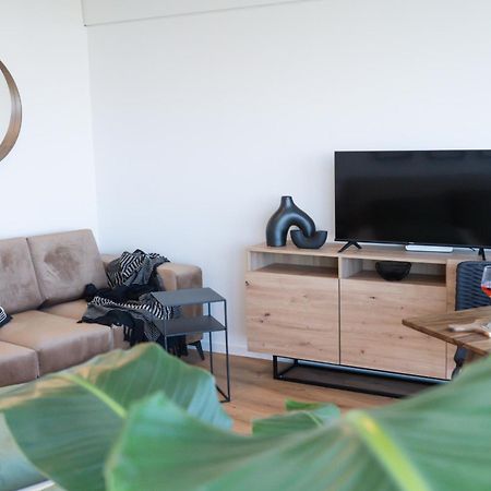 Helles Apartment Mit Tollem Blick Ueber アウグスブルク エクステリア 写真