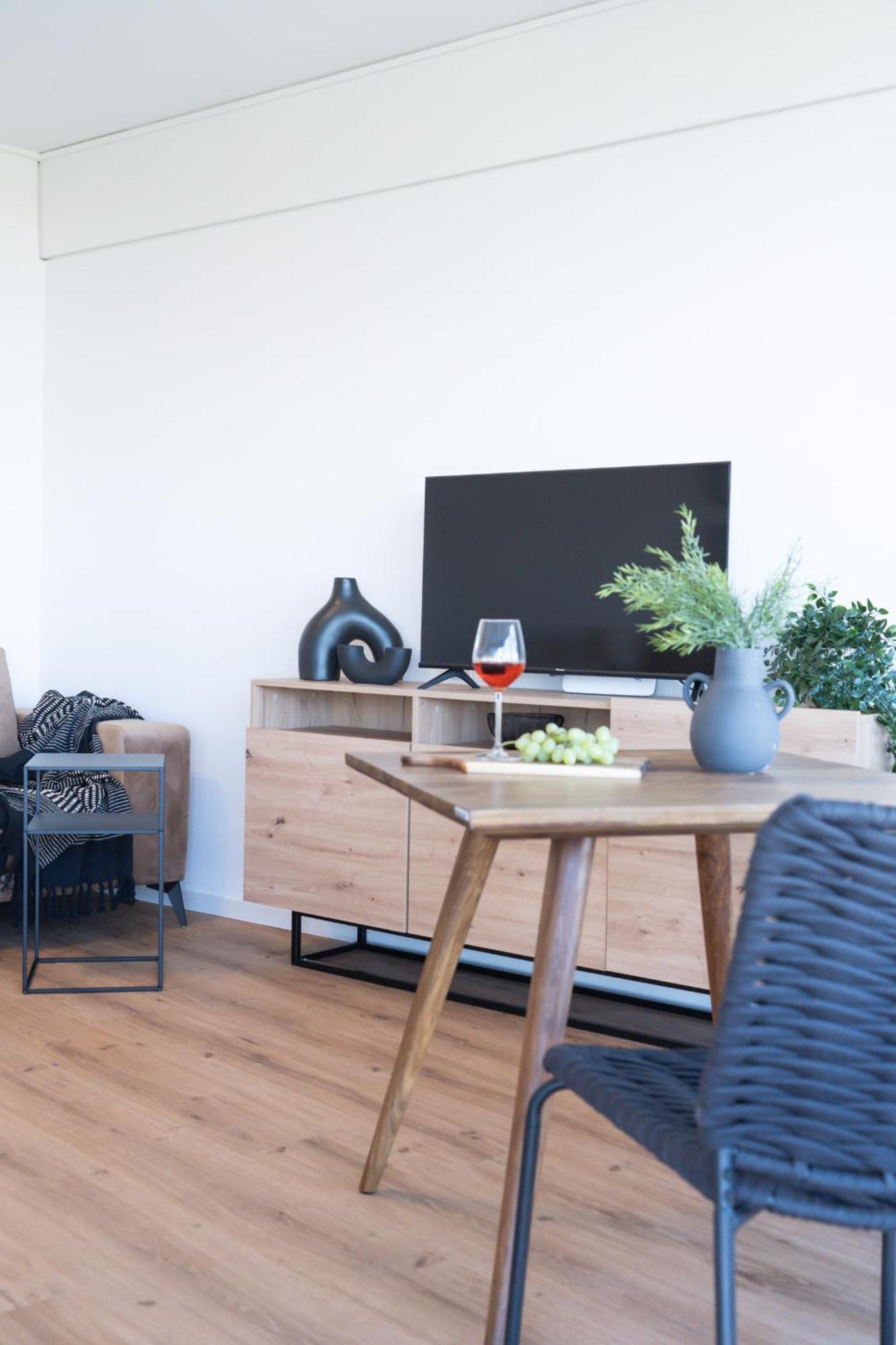 Helles Apartment Mit Tollem Blick Ueber アウグスブルク エクステリア 写真